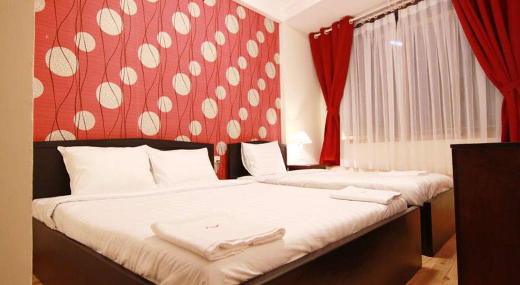 Koniko Backpackers Hostel Хошимин Екстериор снимка